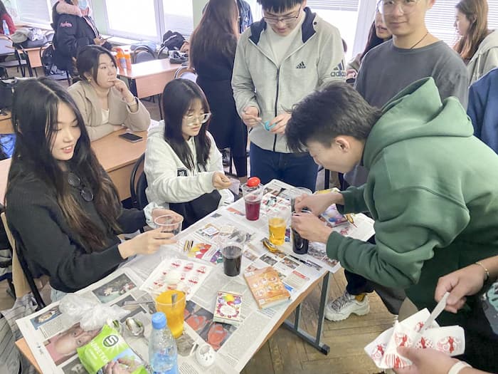 Пасхальная встреча в Высшей школе перевода